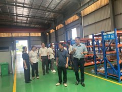 蘆溪水務(wù)總經(jīng)理劉慈華，易總監(jiān)等蒞臨我司參觀交流并指導(dǎo)工作